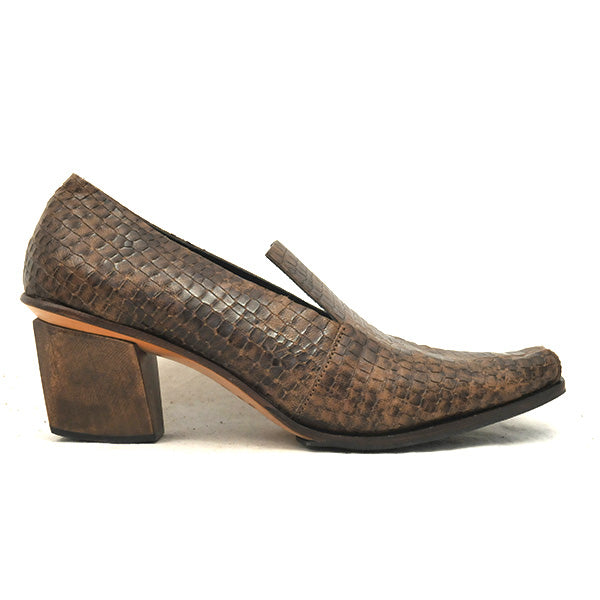 E) Literary - Size 37.5