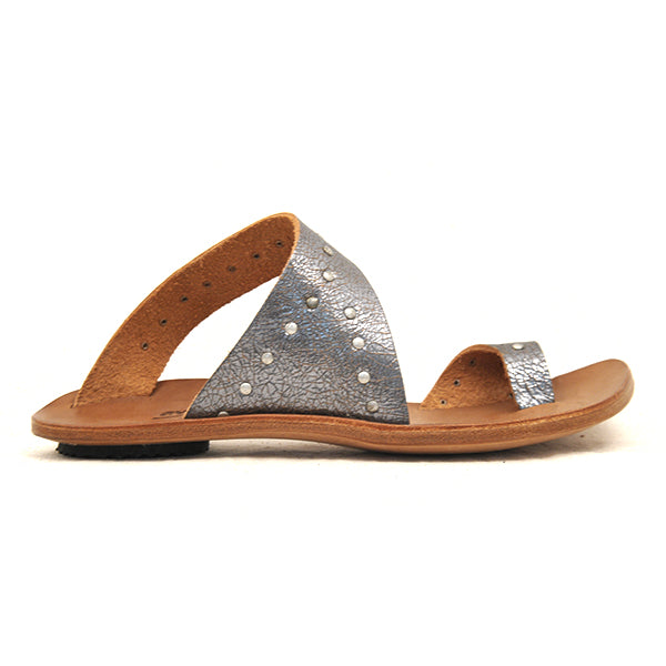 D) Thong - Size 37
