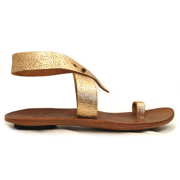 D) Daisy - Size 37