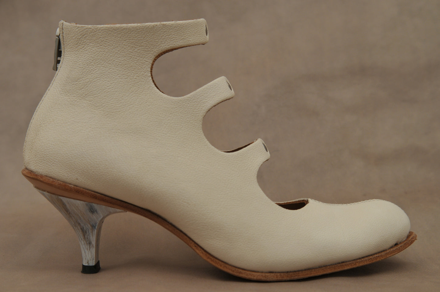 D) Engage - Size 42