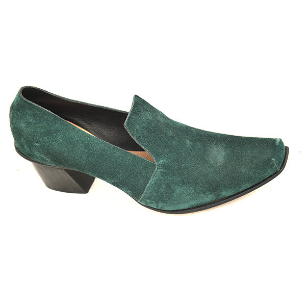 D) Literary - Size 37