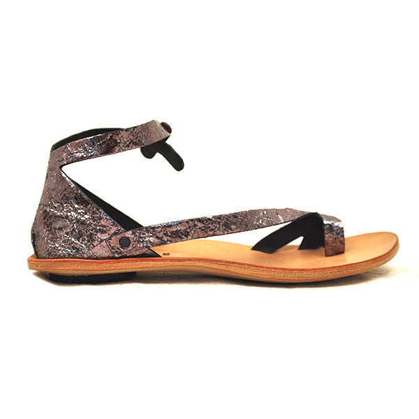 I) Tomcat - Size 39.5