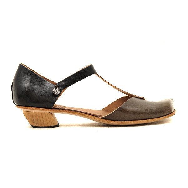 D) Liquid - Size 37