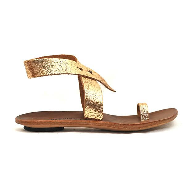 D) Daisy - Size 37