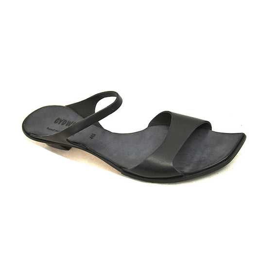 K) Ionic - Size 40.5