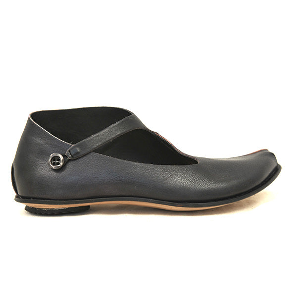 F) Oval - Size 38