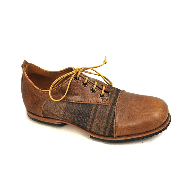 D) Classic-W - Size 37