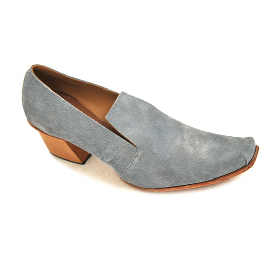 D) Literary - Size 37