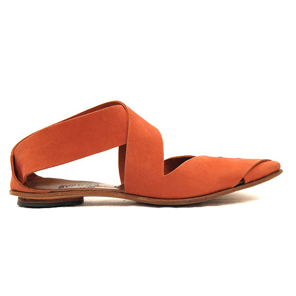 H) Titan - Size 39
