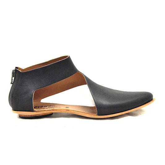 F) Decoy - Size 38