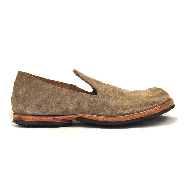 F) Aisle-W - Size 38