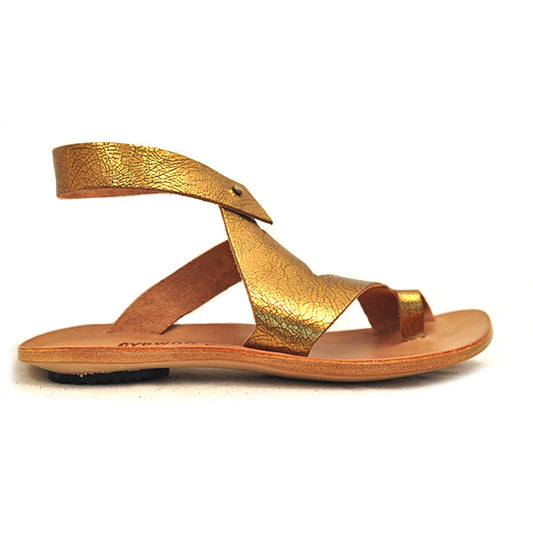H) Attract - Size 39