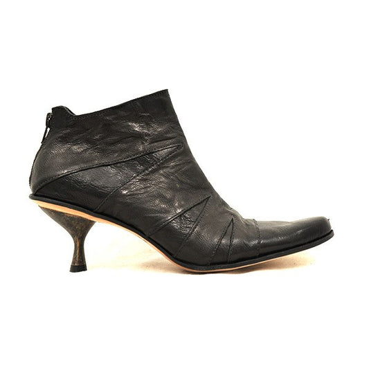 H) Limit - Size 39
